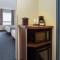 Super 8 by Wyndham Lachenaie/Terrebonne