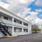 Super 8 by Wyndham Lindenhurst