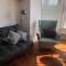 The Nest, Central Falmouth, 10 mins to the beaches and off street parking