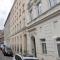 Posh studio with a king-size bed and modern design - Vídeň