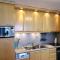 Evita Maisonette, Elegant Beachfront apt, Polychrono