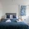 Seaside Family Bungalow for 5 people with garden and driveway parking