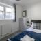 Seaside Family Bungalow for 5 people with garden and driveway parking