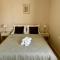 Esmeralda Suites