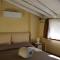 LOleandro sul Lago dIseo B&B
