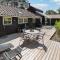 4 Bedroom Stunning Home In Nexø - Neksø