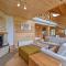 3 Bedroom Lovely Home In Jelenscak