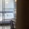 New & Bright Balcony Flat by Central Station