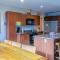 Kookaburra Lodge #303 By Bear Country