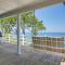 Bayfront Home with Deck - 4 Mi to Downtown Plymouth!