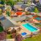 Romannas all-season getaway at Icicle Village with pool and hot tub