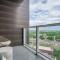 Spacious 1 BR condo - Amazing views - Pool - Kitchen