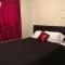 Royal Suite 4comfy Queen Beds-Pet friendly-fenced-5Minto DT - Edmonton