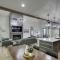 Luxurious Lead Vacation Rental with Private Hot Tub!