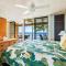 New Top Hawaii Oceanfront 2BR/2BR with White Sand Beach-Kona Bali Kai 206 - Kailua-Kona