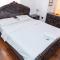 Heathrow Garden House - West Drayton, London - Benjamin Guest House