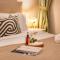 Manzil - Cozy 2BR Penthouse with Private Terrace and Full Burj View in Downtown - دبي