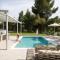 Nikiti Botanic Pool Suites - Nikiti