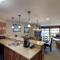 Upscale 2-Bedroom Residence In Resort-Style Setting With Saline Outdoor Pool, 2 Hot Tubs - فيل