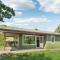 3 Bedroom Nice Home In Knebel