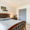 Charming St James Home Near Maramec Spring Park!