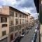 Elegant Green Apartment In San Gallo Firenze