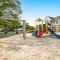 Mallard Lakes --- 38294 Hummingbird Ln #249