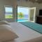 Oceanfront 3 bedrooms, 4beds, AC, WiFi, luxury villa