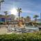 MGM Signature-28-705 F1 Track & Strip View Balcony - لاس فيغاس