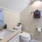 3982S Kalakaua Gorgeous Princevile Studio