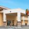 Super 8 by Wyndham Ellenton Bradenton Area - Эллентон