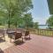 Shared Hot Tub, Pool and Dock Lakefront Grove House