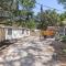 Treehouse is a Quaint 2 BR in an Up-and-Coming Part of Town, Pet Friendly with Fenced Yard and lounge area that is Close to Downtown Tampa