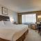 Holiday Inn Westbury-Long Island, an IHG Hotel - Carle Place