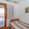 Gorgeous Home In Blace With Wifi - Blace