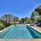Lantana luxury property