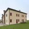 Cozy Holiday Home in Ariano nel Polesine with Swimming Pool - Il Piano