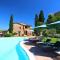 Attractive Farmhouse in Montalcino with Terrace - Сан-Джованни-д'Ассо