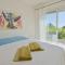 Family house with swimming pool & sea view