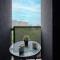 Modern Studio with Balcony for 4 Guests in Wrocław by Noclegi Renters - Wrocław