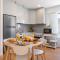 Host Wise - Comfy Sunny Flat - Prime Location - 波尔图