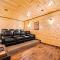 Overlook Swim Lodge - Indoor Heated Pool, 3 Decks, Hot Tub, Theatre, Game Room - Minutes to PF & Dollywood - Sevierville