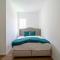 Lit Living - Luxury House - Box Spring - Parking - Exclusive Kitchen