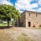 Beautiful Home In San Quirico Dorcia With Kitchen