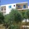 Studios by Climbing House