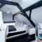 1 The Old Schoolhouse for 5+cot; hot tub, parking, pets