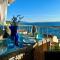Tanis Ocean Loft