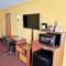 Super 8 by Wyndham Peoria - بيوريا