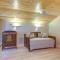 10-Acre Lakefront Home with Pool, Hot Tub and Dock! - 卡姆登顿