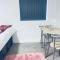 1 bed apartment with 2 beds 1 double plus 1 single - Birmingham